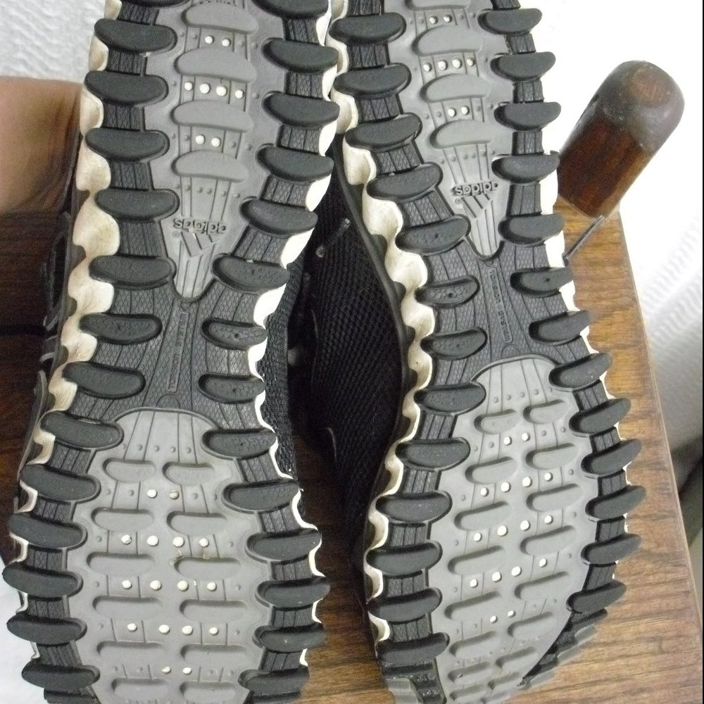 Adidas Men Shoe 9.5